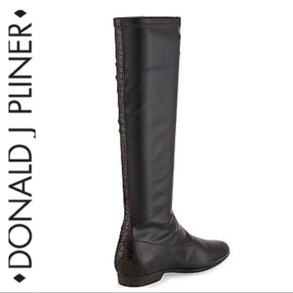 Donald J. Pliner Shoes - 💕SALE💕Donald J. Pliner Doris Brown Pull on Boots
